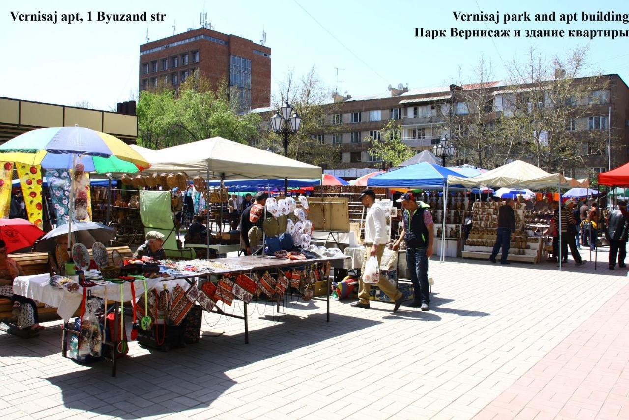 Vernisaj Apt At Republic Square & Ruben Tours Yerevan Exterior foto