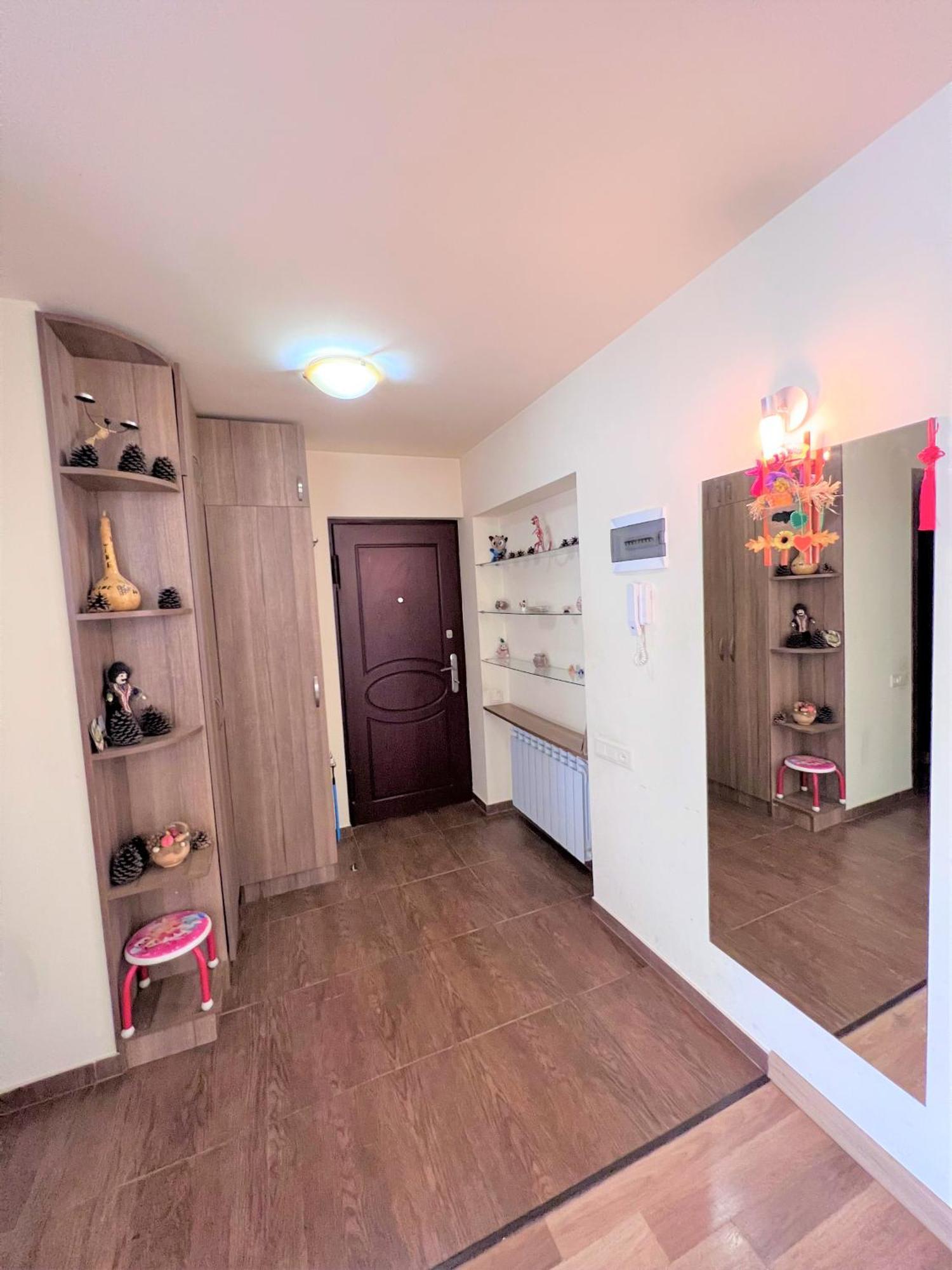 Vernisaj Apt At Republic Square & Ruben Tours Yerevan Exterior foto