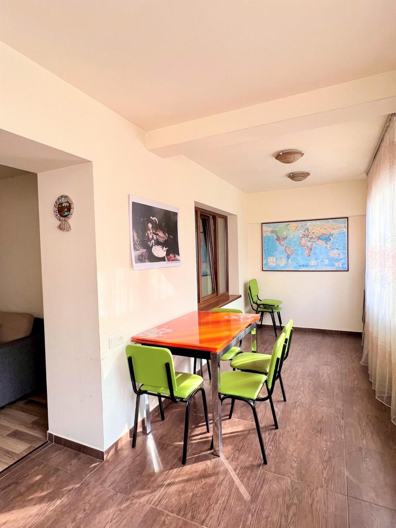 Vernisaj Apt At Republic Square & Ruben Tours Yerevan Exterior foto